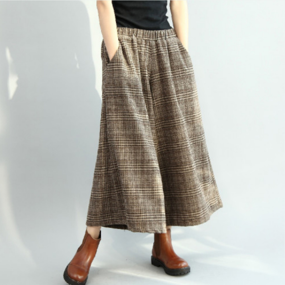 Wool plaid pants